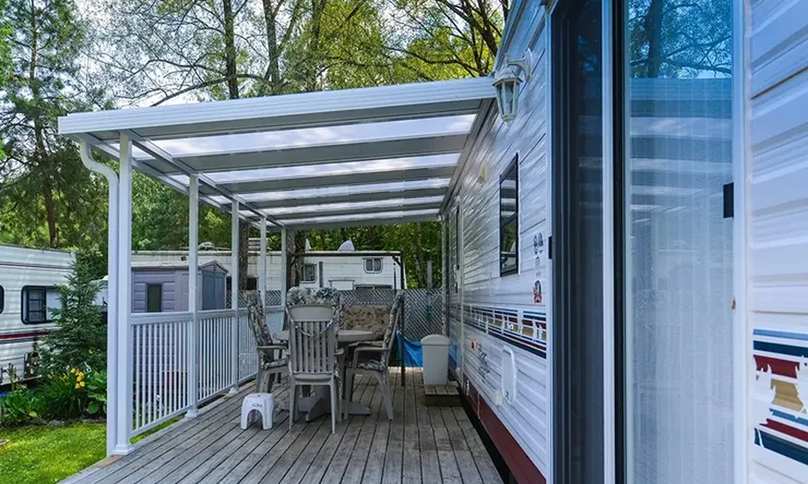 Covered deck with outdoor furniture